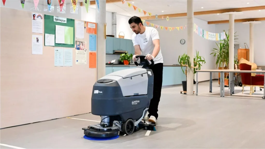 Hygienische Reinigung von Klassenräumen in Mannheim